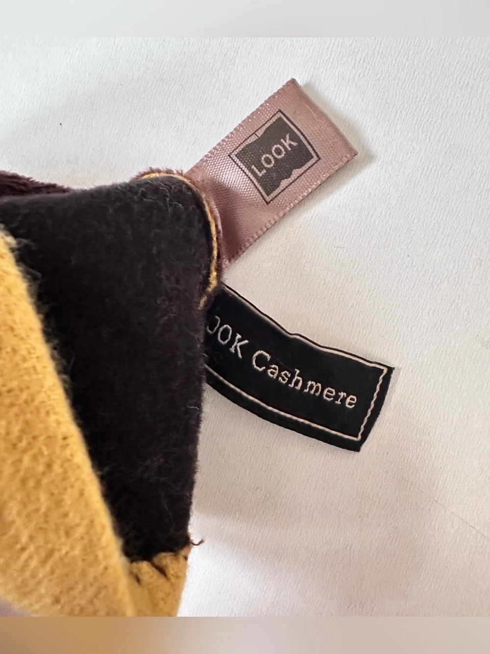 Look Cashmere Brown Yellow Gloves